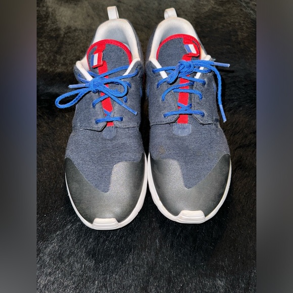 Nike Roshe Run France sz 10 - Picture 1 of 6